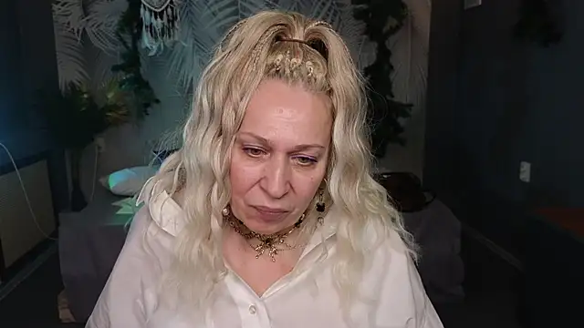 Penelope Pinky online show from January 2025 08:29:01 PM