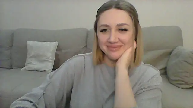 Snapshot of VickyLove047 chatting on January 2025 08:05:02 PM VickyLove047 online show from January 2025 08:05:02 PM