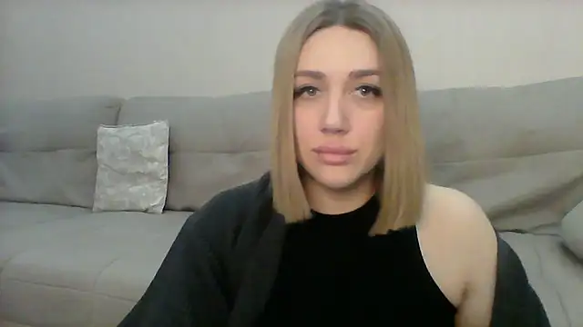 Snapshot of VickyLove047 chatting on January 2025 06:14:01 AM VickyLove047 online show from January 2025 06:14:01 AM