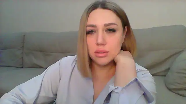 Snapshot of VickyLove047 chatting on January 2025 08:05:01 AM VickyLove047 online show from January 2025 08:05:01 AM