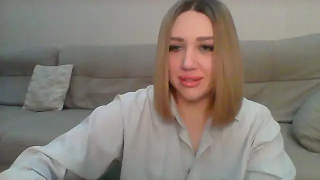 Snapshot of VickyLove047 chatting on January 2025 05:11:02 AM VickyLove047 online show from January 2025 05:11:02 AM