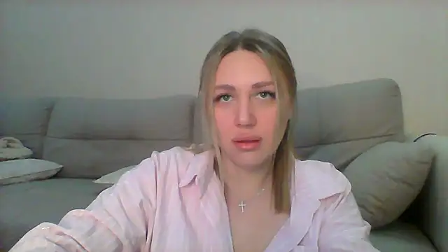 Snapshot of VickyLove047 chatting on September 2025 03:58:02 PM VickyLove047 online show from September 2025 03:58:02 PM