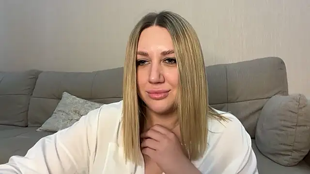 Snapshot of VickyLove047 chatting on September 2025 09:25:02 AM VickyLove047 online show from September 2025 09:25:02 AM