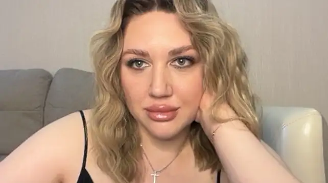 VickyLove047 online show from June 2026 07:11:01 AM