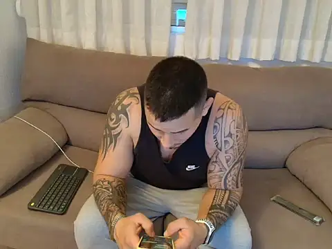 Snapshot of Geishastudios chatting on November 2025 09:13:01 PM Geishastudios online show from November 2025 09:13:01 PM