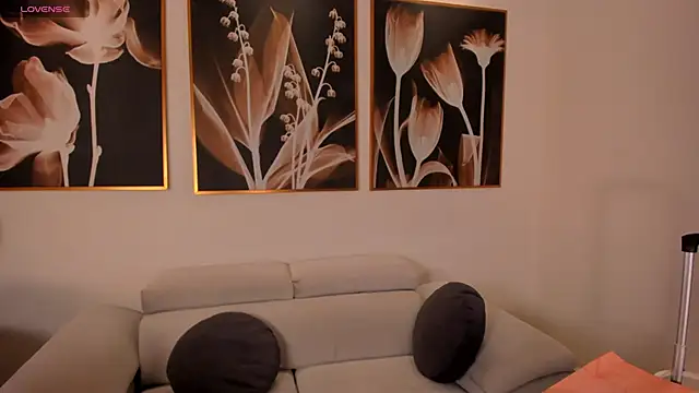 FernandaX1 online show from November 2025 11:11:01 AM