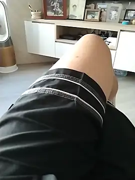 Snapshot of Dannydy2015 chatting on December 2025 02:38:01 AM Dannydy2015 online show from December 2025 02:38:01 AM