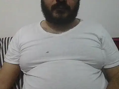 Snapshot of UrfavSlaveBitch chatting on March 2026 05:08:02 PM UrfavSlaveBitch online show from March 2026 05:08:02 PM