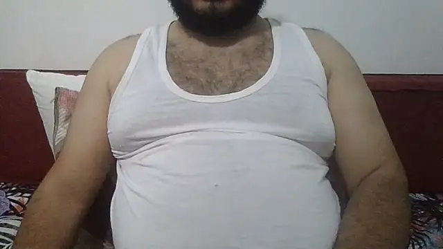 Snapshot of UrfavSlaveBitch chatting on June 2026 05:15:02 PM UrfavSlaveBitch online show from June 2026 05:15:02 PM