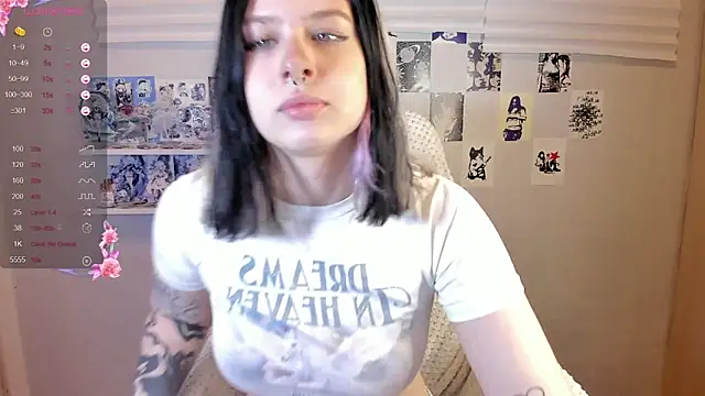 Snapshot of tender_kiitty chatting on December 2025 03:30:02 PM tender kiitty online show from December 2025 03:30:02 PM