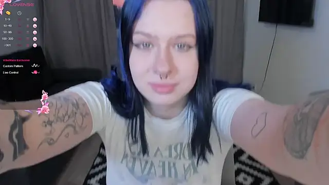 Snapshot of tender_kiitty chatting on February 2026 03:20:01 PM tender kiitty online show from February 2026 03:20:01 PM