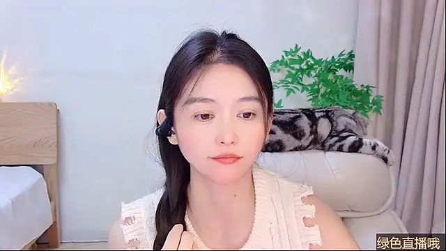 Snapshot of CN-Babycat chatting on February 2026 04:00:01 PM CN-Babycat online show from February 2026 04:00:01 PM