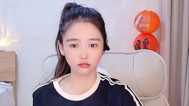 Snapshot of CN-Babycat chatting on February 2026 04:27:02 AM CN-Babycat online show from February 2026 04:27:02 AM