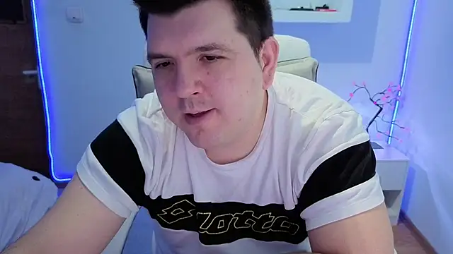 Snapshot of JasonJacks chatting on January 2026 07:02:02 AM JasonJacks online show from January 2026 07:02:02 AM