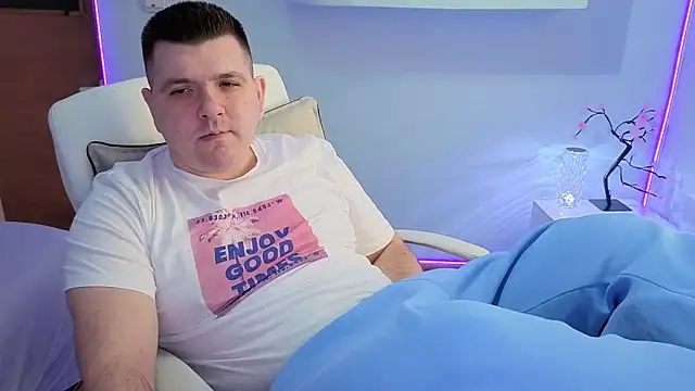 Snapshot of JasonJacks chatting on January 2026 06:50:01 AM JasonJacks online show from January 2026 06:50:01 AM