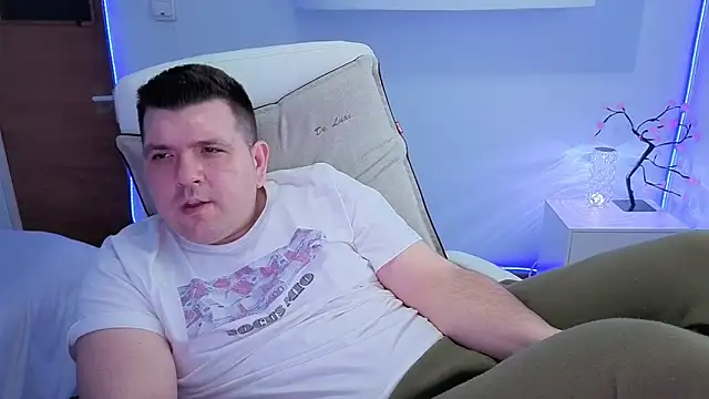 Snapshot of JasonJacks chatting on February 2026 01:32:02 PM JasonJacks online show from February 2026 01:32:02 PM