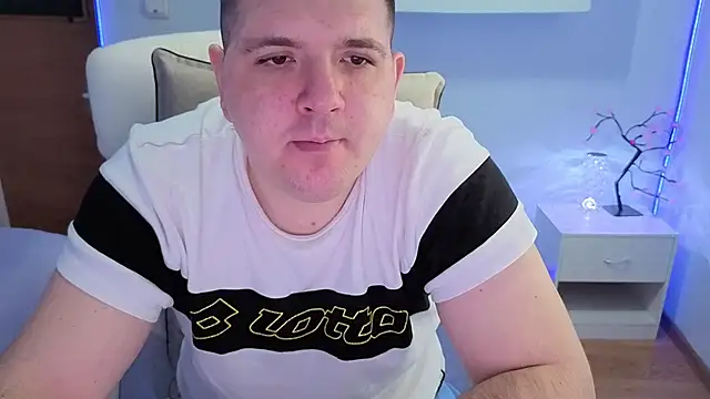 Snapshot of JasonJacks chatting on March 2026 06:19:01 AM JasonJacks online show from March 2026 06:19:01 AM