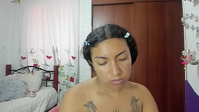 Natymontiell  online show from January 2025 05:31:01 PM