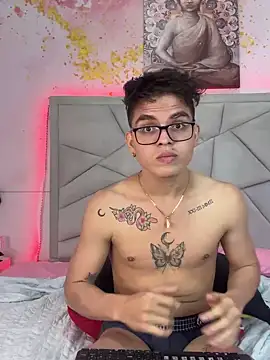 JACK BLOSSOM  online show from December 2024 06:29:01 PM