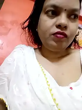 Snapshot of sunita-doll chatting on December 2025 01:43:02 AM sunita-doll online show from December 2025 01:43:02 AM