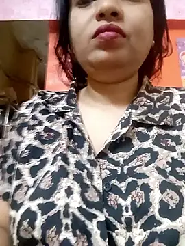 Snapshot of sunita-doll chatting on December 2025 01:44:01 AM sunita-doll online show from December 2025 01:44:01 AM