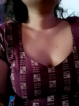 Snapshot of sunita-doll chatting on December 2025 09:40:01 AM sunita-doll online show from December 2025 09:40:01 AM