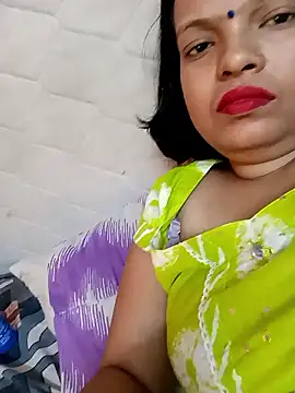 Snapshot of sunita-doll chatting on January 2026 03:12:02 AM sunita-doll online show from January 2026 03:12:02 AM