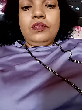 Snapshot of sunita-doll chatting on January 2026 12:32:02 PM sunita-doll online show from January 2026 12:32:02 PM