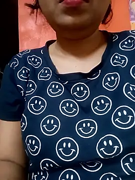 Snapshot of sunita-doll chatting on February 2026 01:37:02 AM sunita-doll online show from February 2026 01:37:02 AM