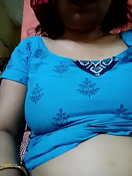 Snapshot of sunita-doll chatting on March 2026 01:42:02 AM sunita-doll online show from March 2026 01:42:02 AM