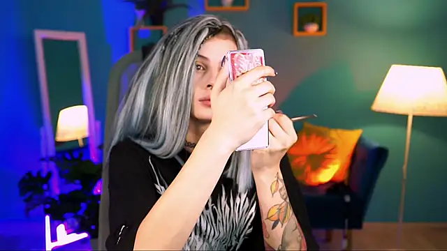 Snapshot of JadeCastle_ chatting on November 2025 03:26:02 AM JadeCastle online show from November 2025 03:26:02 AM