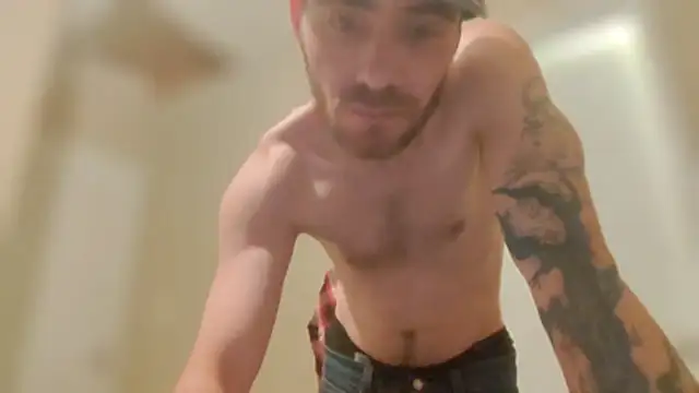 Huntzg23 online show from January 2026 06:46:02 PM