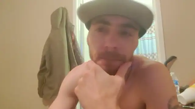 Huntzg23 online show from February 2026 07:20:01 PM