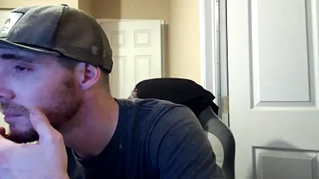 Huntzg23 online show from March 2026 04:49:01 AM