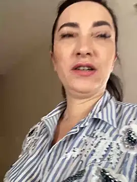 AnneHaddaway online show from April 2026 09:16:01 AM