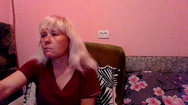 sakura blonde online show from April 2026 06:00:01 PM