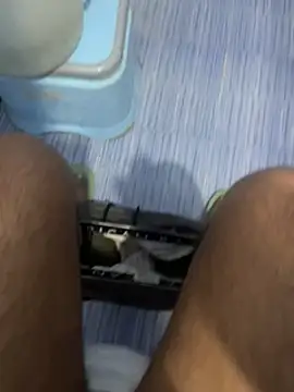 Snapshot of Arsh_Loves_Luv chatting on December 2024 01:10:02 PM Arsh Loves Luv online show from December 2024 01:10:02 PM