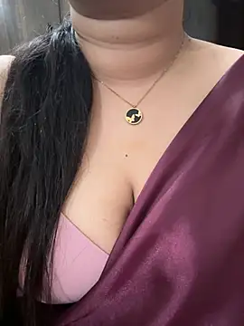 Snapshot of Akhi_Akshaya chatting on December 2024 12:57:01 AM Akhi Akshaya online show from December 2024 12:57:01 AM