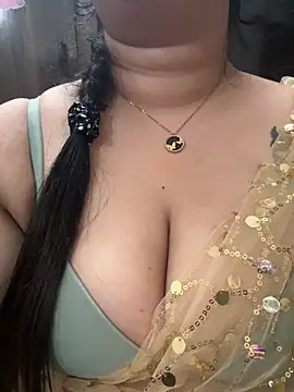 Snapshot of Akhi_Akshaya chatting on December 2024 12:26:01 AM Akhi Akshaya online show from December 2024 12:26:01 AM