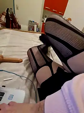 Snapshot of pinkcross24 chatting on December 2024 11:31:02 PM pinkcross24 online show from December 2024 11:31:02 PM