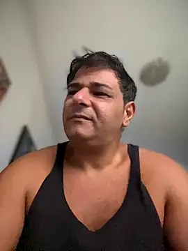 SecretlyDD online show from October 2025 07:42:02 AM