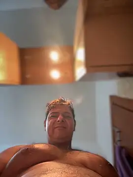 SecretlyDD online show from November 2025 08:11:02 AM