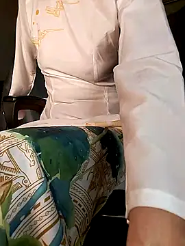 Lucy limon online show from February 2026 04:27:02 PM