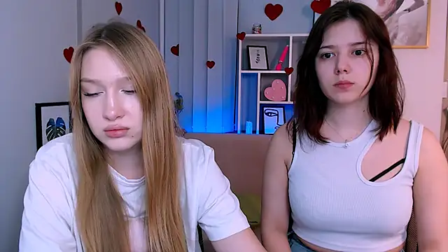 playful sophie online show from March 2025 04:02:02 AM