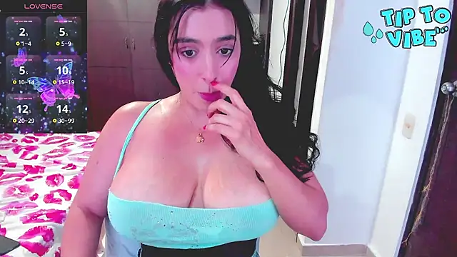 hugetits90xxx online show from October 2025 12:33:02 AM