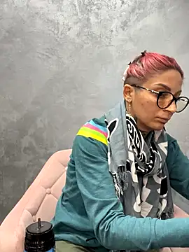 Lucky Deniz online show from December 2025 10:57:02 AM