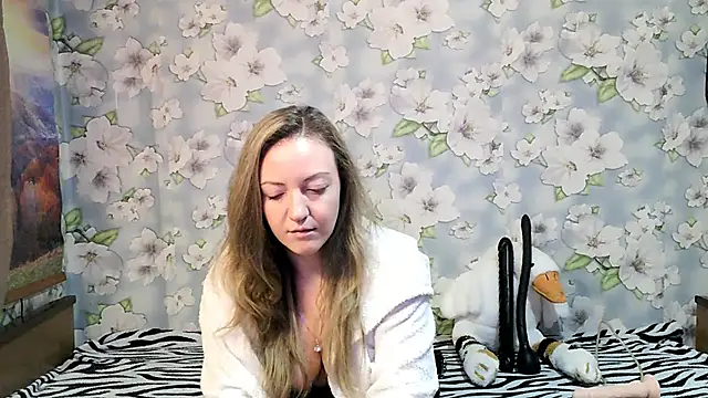 KattyLuuu online show from September 2025 08:53:01 PM