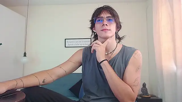 Snapshot of andreey50 chatting on March 2025 08:11:01 PM andreey50 online show from March 2025 08:11:01 PM