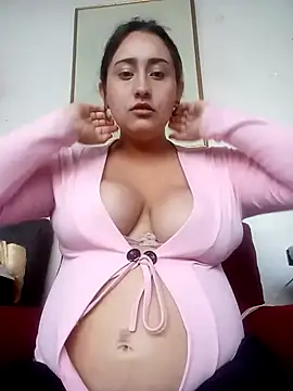 Snapshot of hanna_sky1 chatting on February 2025 09:33:01 PM hanna sky1 online show from February 2025 09:33:01 PM