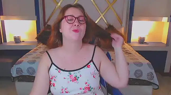 chloe prg online show from February 2025 06:43:02 PM